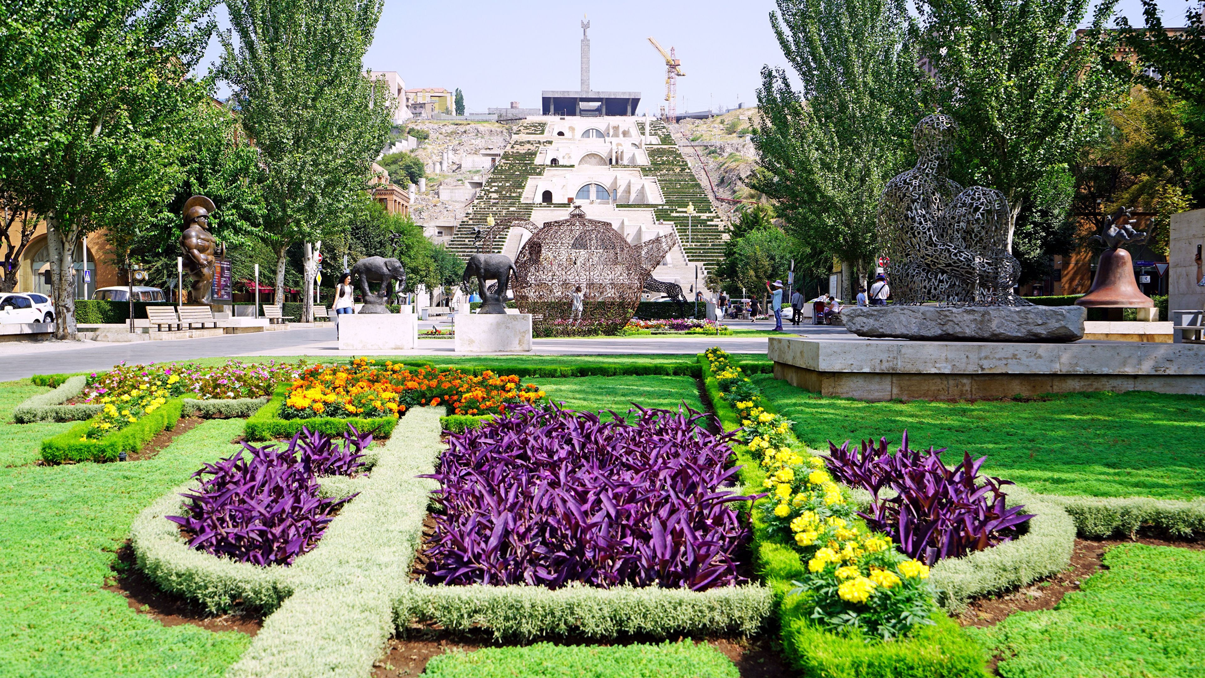 Empowering Youth Workers for Community-based Social Entrepreneurship